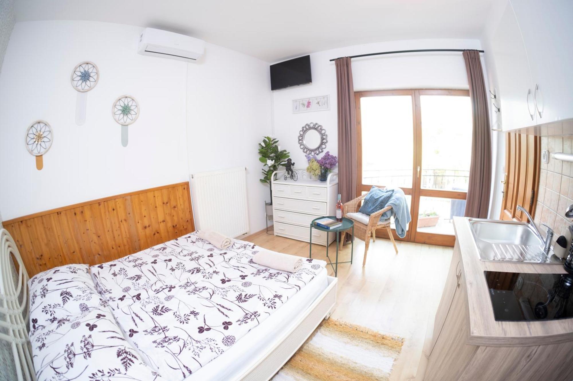 שיופוק Vicze Apartmanhaz מראה חיצוני תמונה